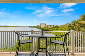 Gulf Views Pool Walk to Beach Family Friendly